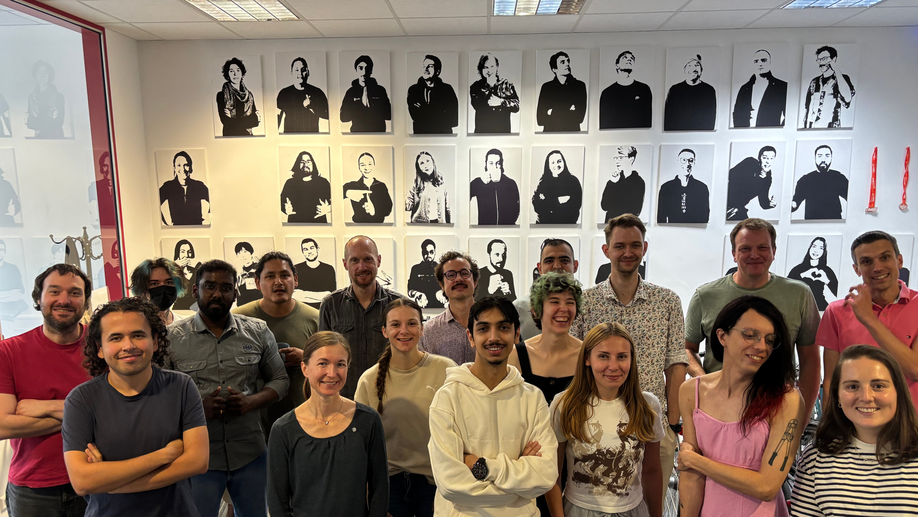 The Tuta team smiling.